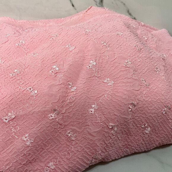 Semi Sheer Embroidered Fabric 4 yard Lot - Picture 4 of 4